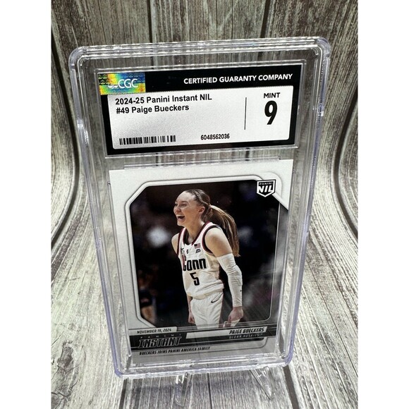2024-25 Panini Instant NIL Paige Bueckers #49 Panini Instant 1st PR #/3607 CGC 9 - Picture 1 of 10